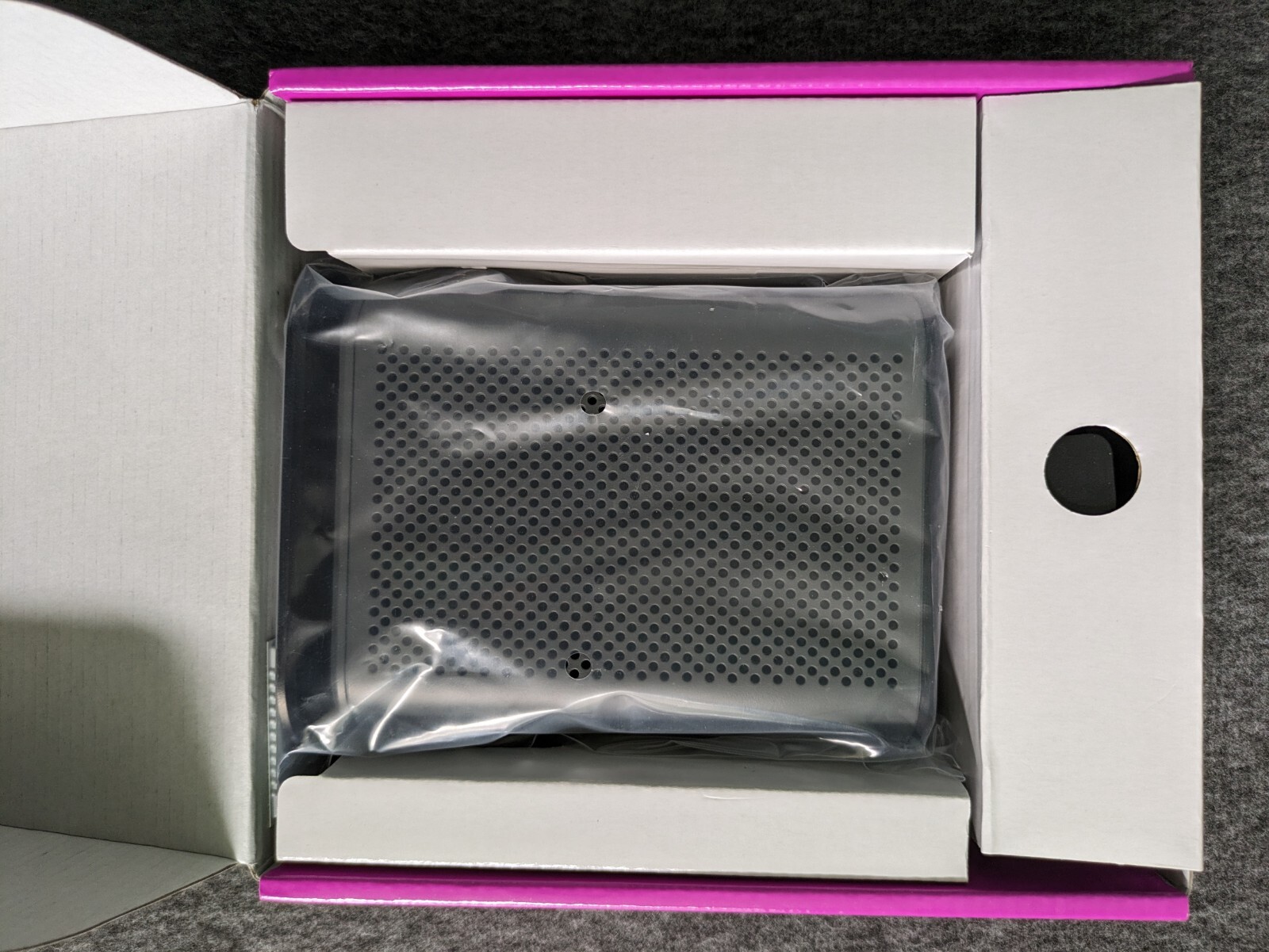 Motorola MB742010 16×4 686mbps DOCSIS 3.0 Cable Modem