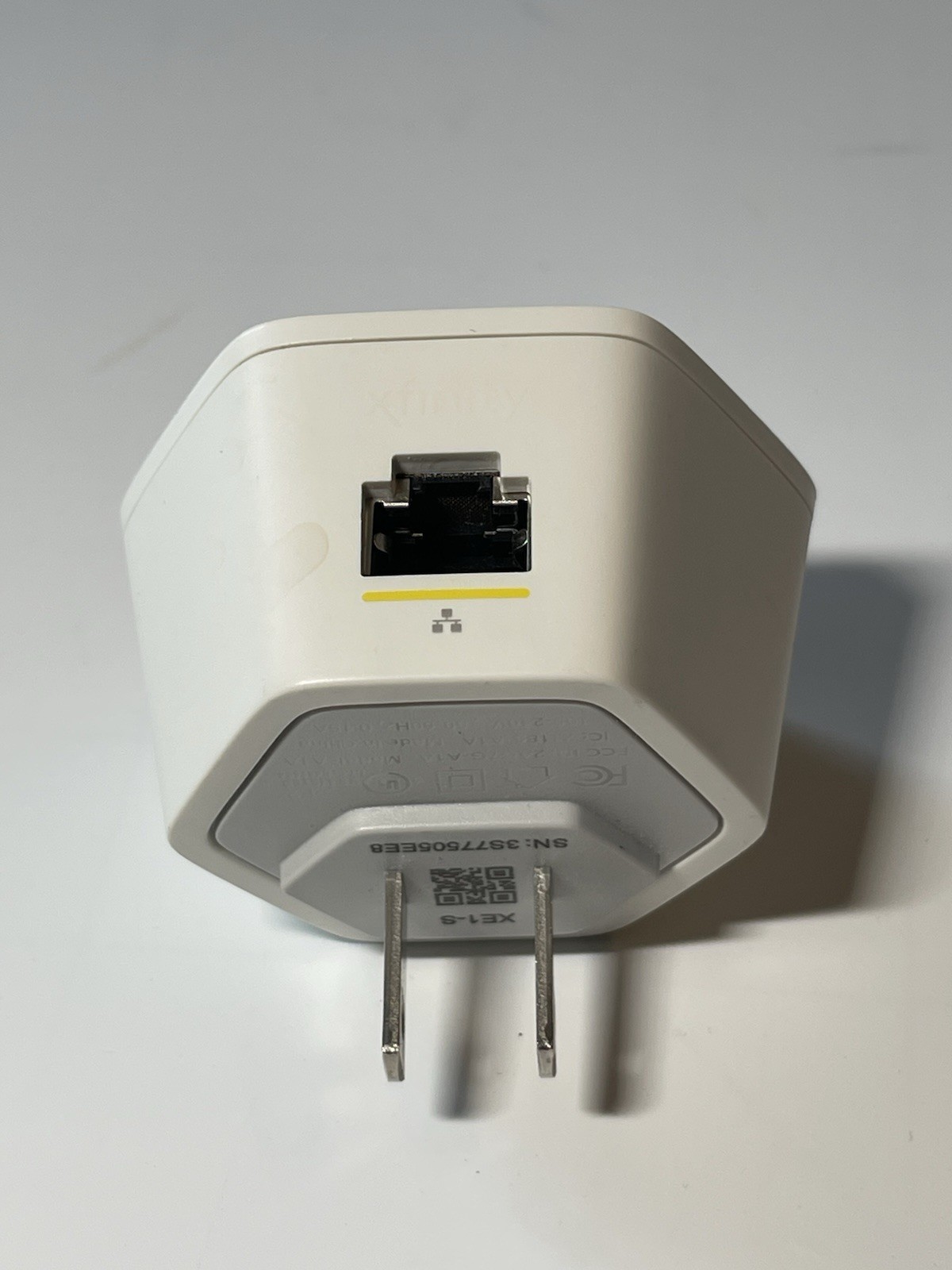 Xfinity XFI Pod Wifi Network Range Extender – White XE-1S Genuine Tested -Works