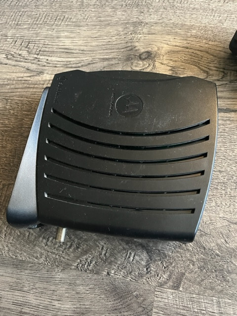 Motorola SB5101U Modem with AC Adapter