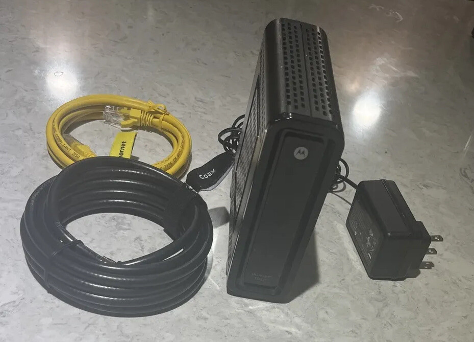 Motorola SURFboard SB6121 (575186-017-00)