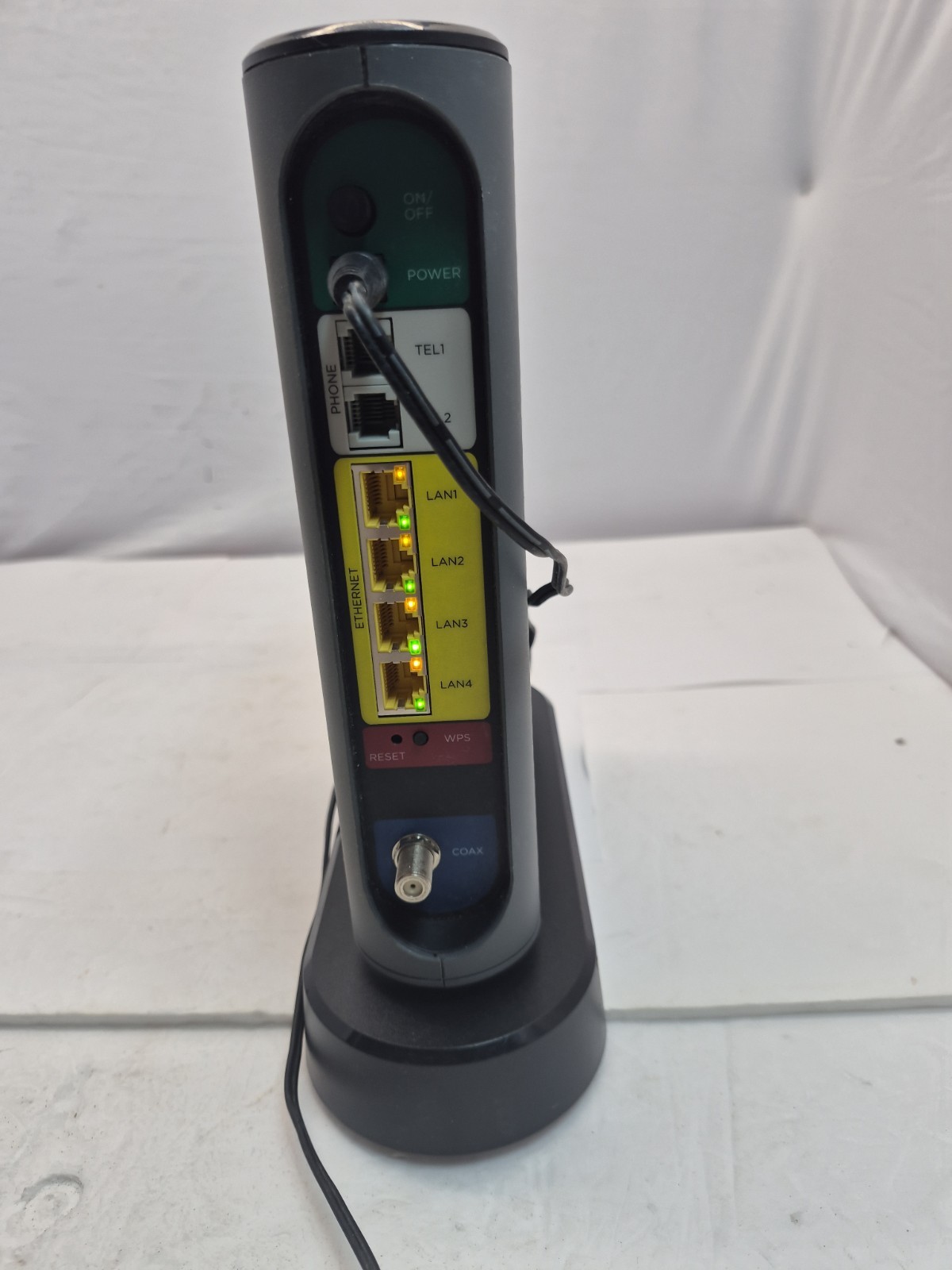 Motorola MT7711 24×8 Cable Modem plus AC1900 WiFi Router