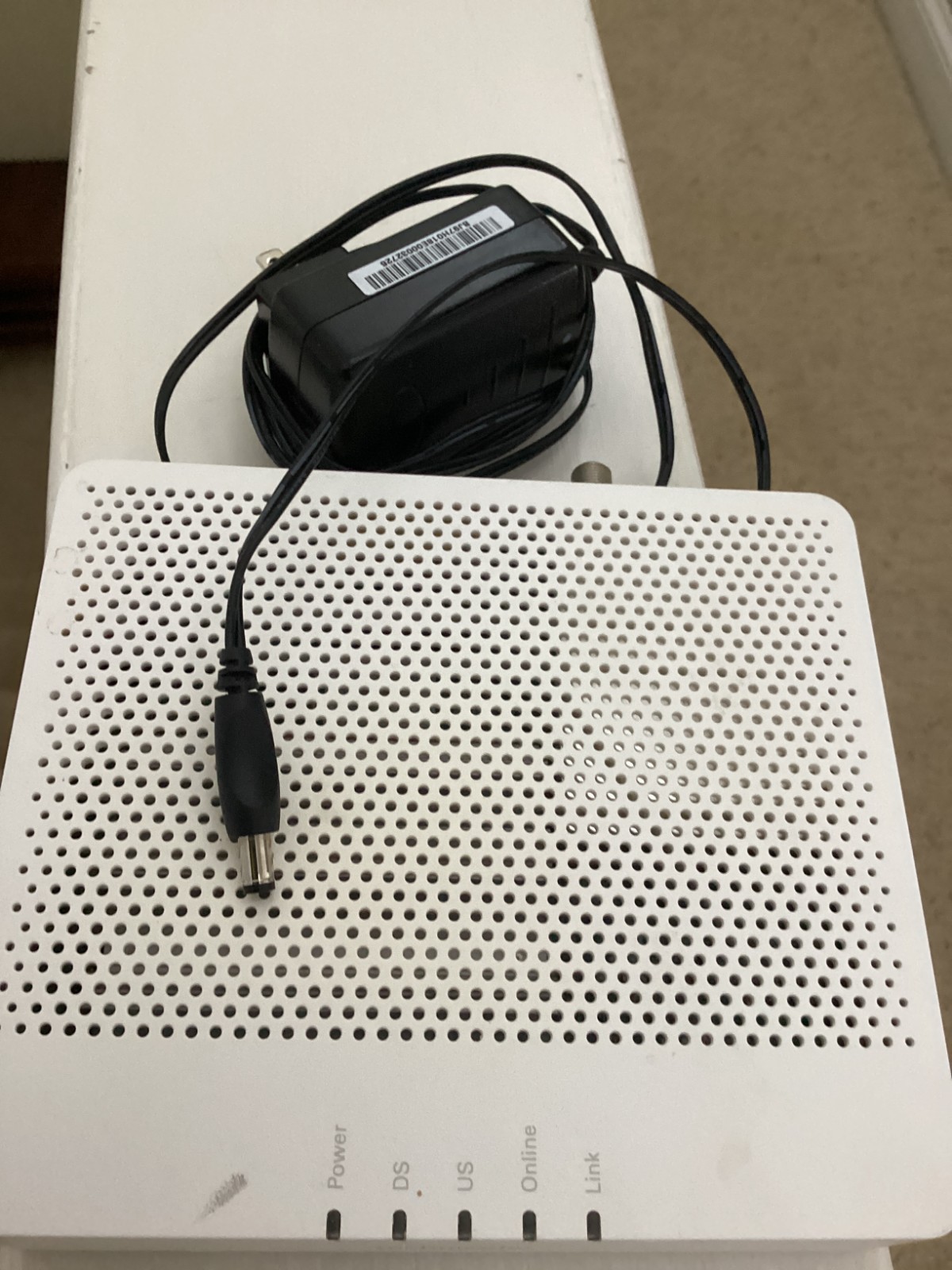 Technicolor Ultra-Broadband Cable Modem – Model TC4400-AM with power cord used