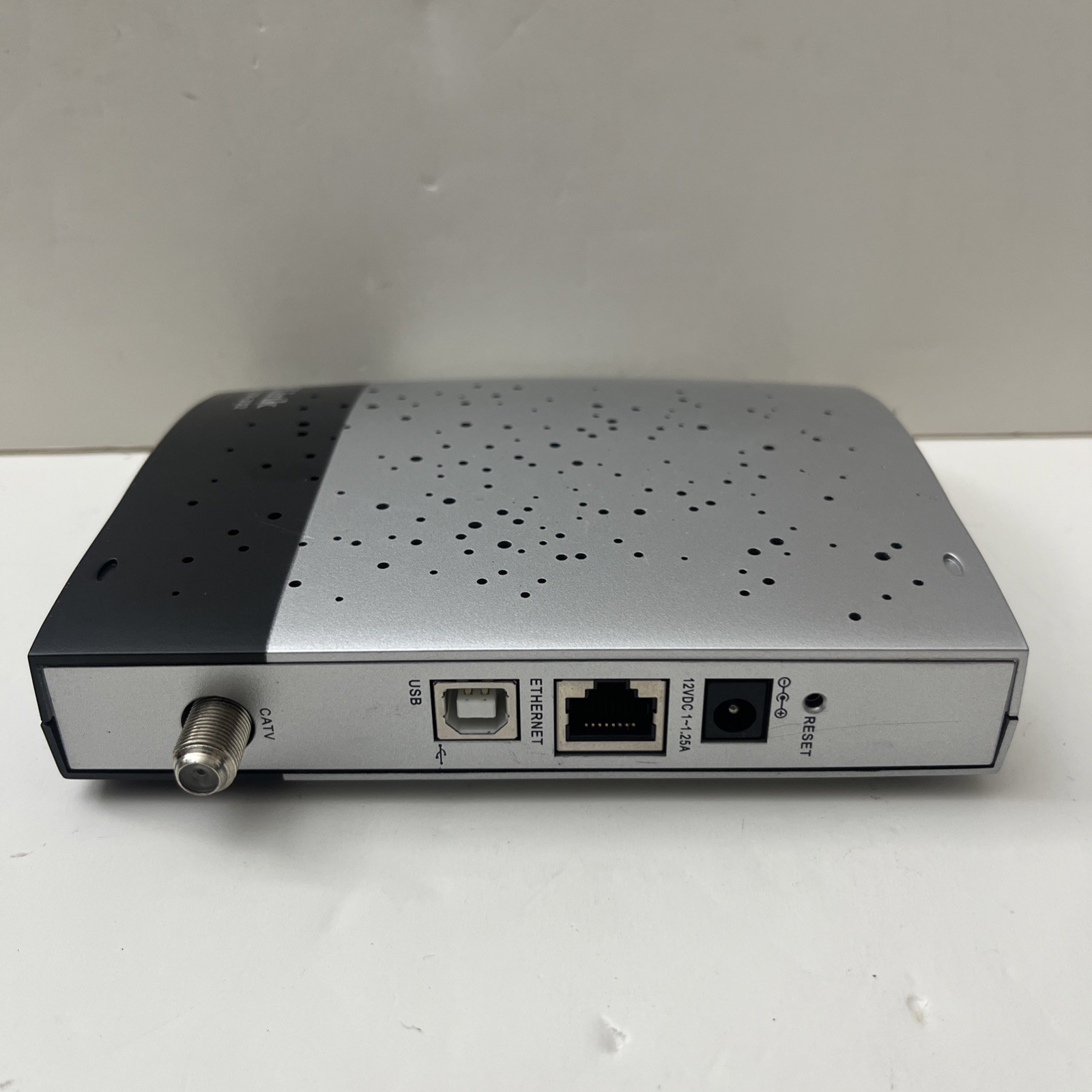 D-Link DCM-202 Broadband Cable Modem DOCSIS 2.0 Cable Modem Untested