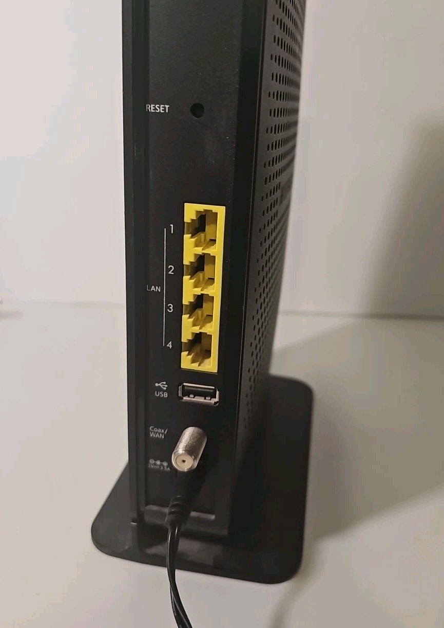 Netgear C6300BD AC1900 Docsis 3.0 Cable Modem / Wireless Router