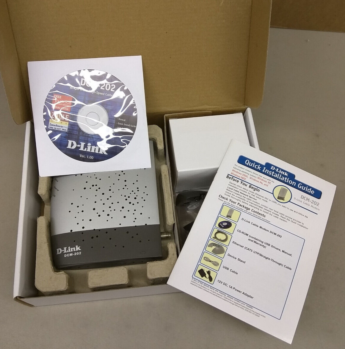 D-Link DCM-202 Cable Modem EUC Ethernet USB Stand CD-ROM