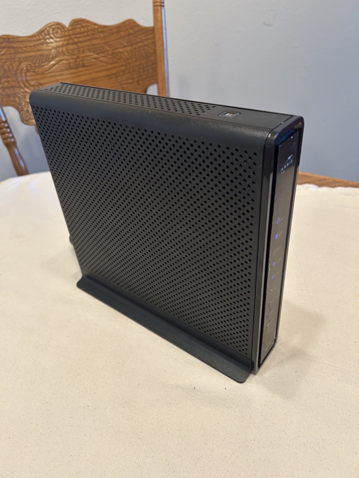 ARRIS Touchstone TG2472G Cable Voice Gateway Modem Home Office WiFi Black