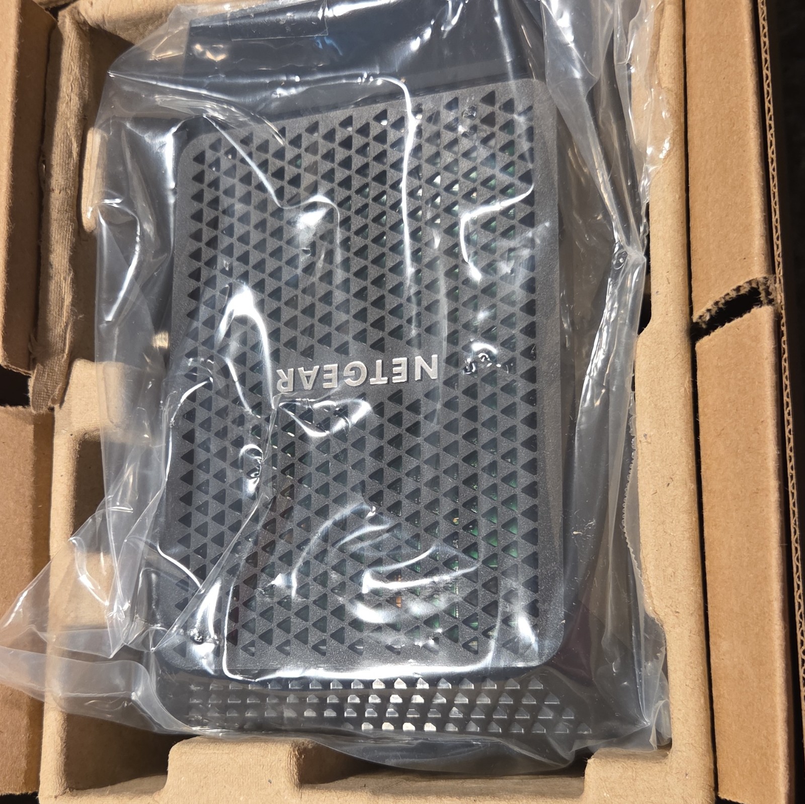 NETGEAR CM700 Cable Modem DOCSIS 3.0 1.4 Gbps Ethernet Black w/Cables