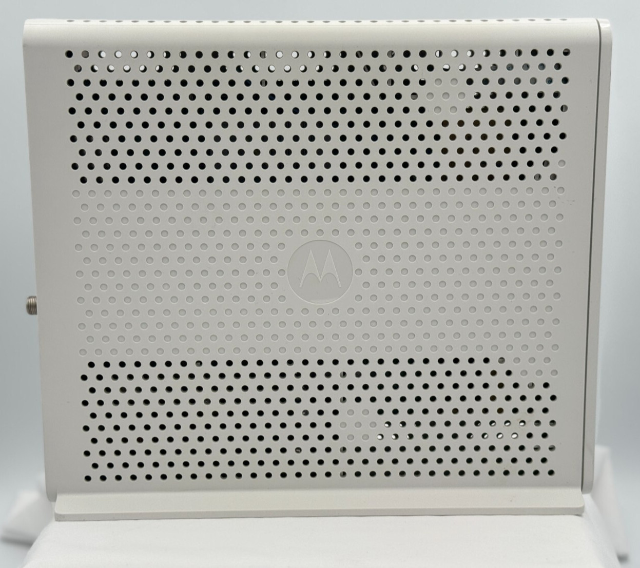 Motorola SURFboard eXtreme – SBG6782-AC – Wireless Cable Modem Gateway – NO Cord