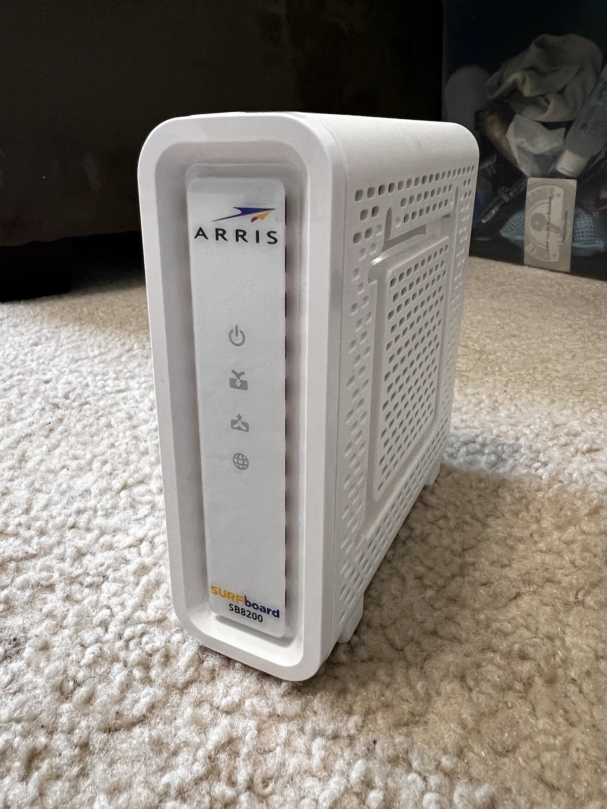 ARRIS SB8200 10 Gbps 2 Port Cable Modem