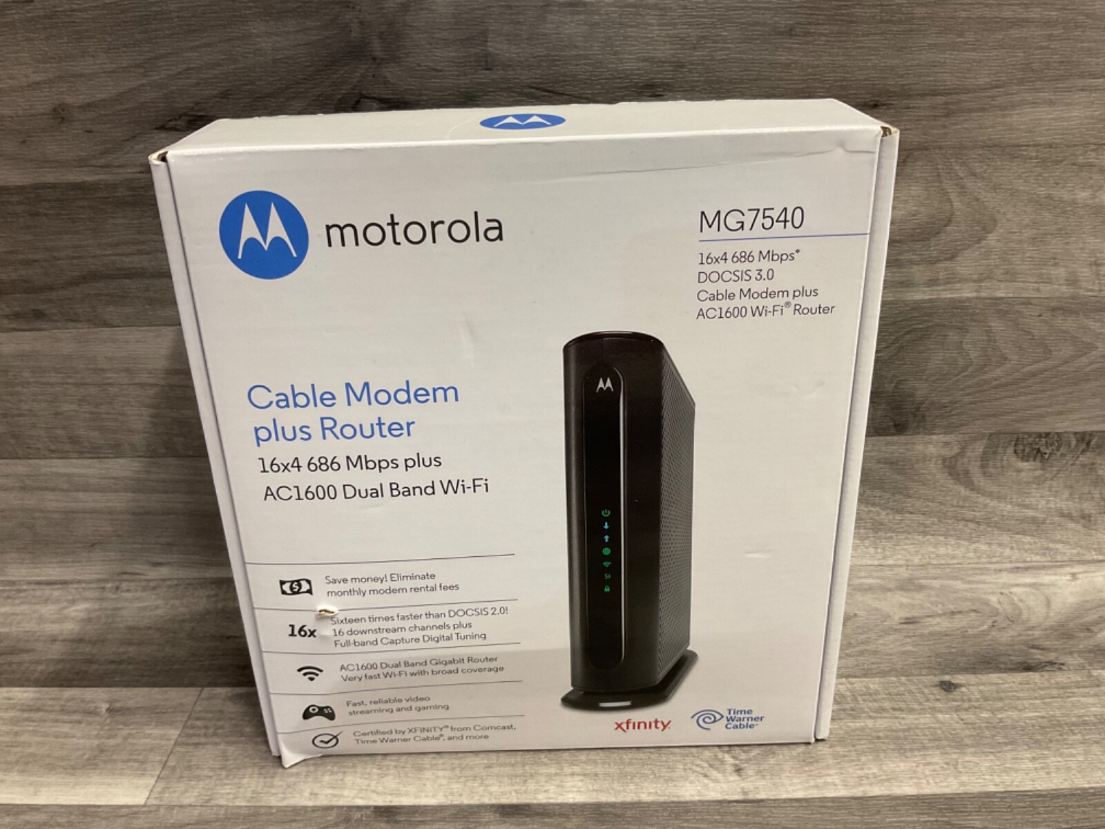 Motorola MG7540 DOCSIS 3.0, 16×4 Cable Modem WIFI Router 2.4G / 5G