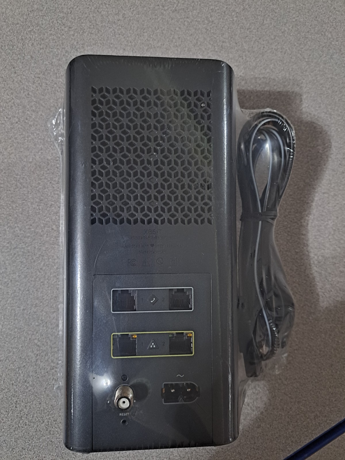 Comcast Xfinity XB6-T GIGABIT Modem WiFi Router w/ AC Adapter Power Cord. New..!