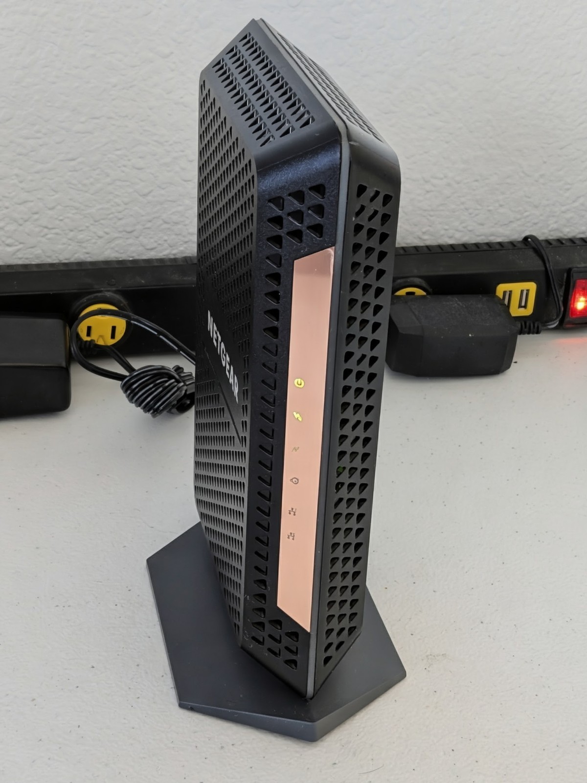 NETGEAR Nighthawk CM1100 DOCSIS 3.1 Multi-Gig Cable Modem – Unlocked & Tested