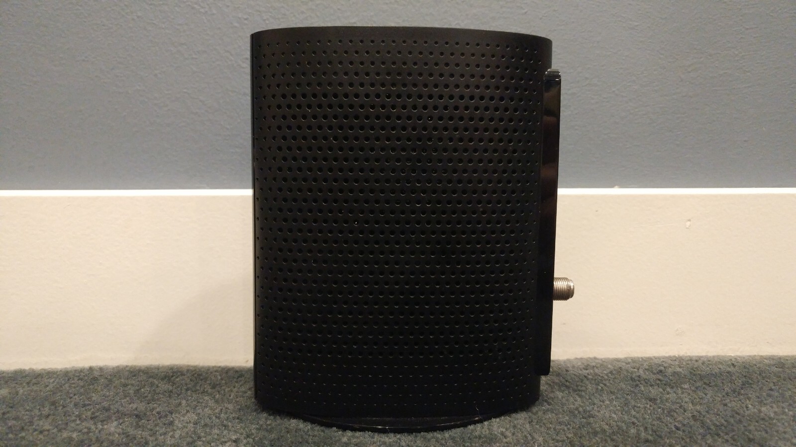 TP-Link TC-7610 DOCSIS 3.0 High Speed Cable Modem