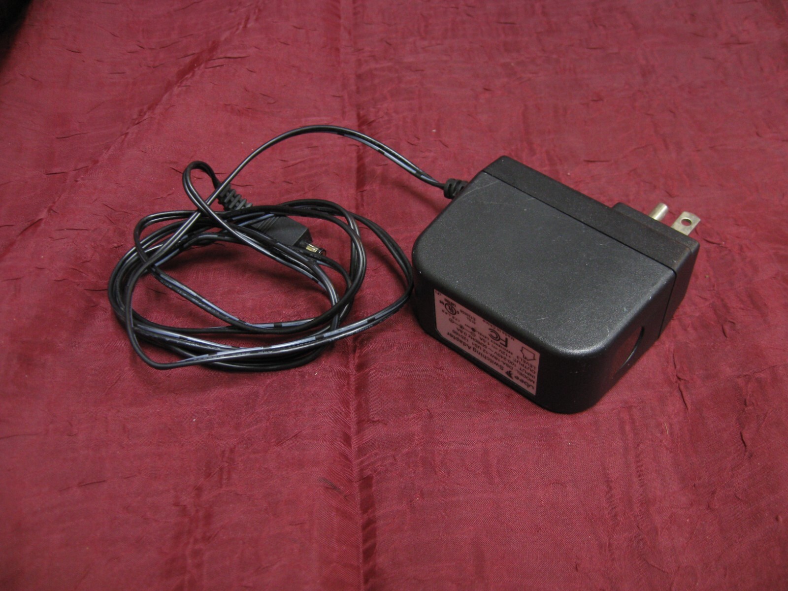 UBEE DDW3610 Dual-Stream N Wireless Cable Modem With Ethernet & Power Cord
