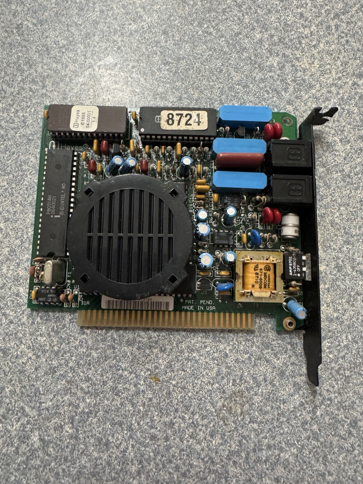 SMARTMODEM 1200B HAYES PC CARD VINTAGE COLLECTIBLE.