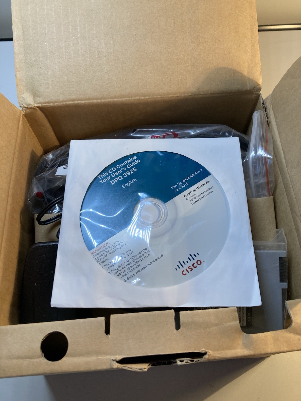CISCO DPQ3925 NEW Cable Modem * NEW in the box