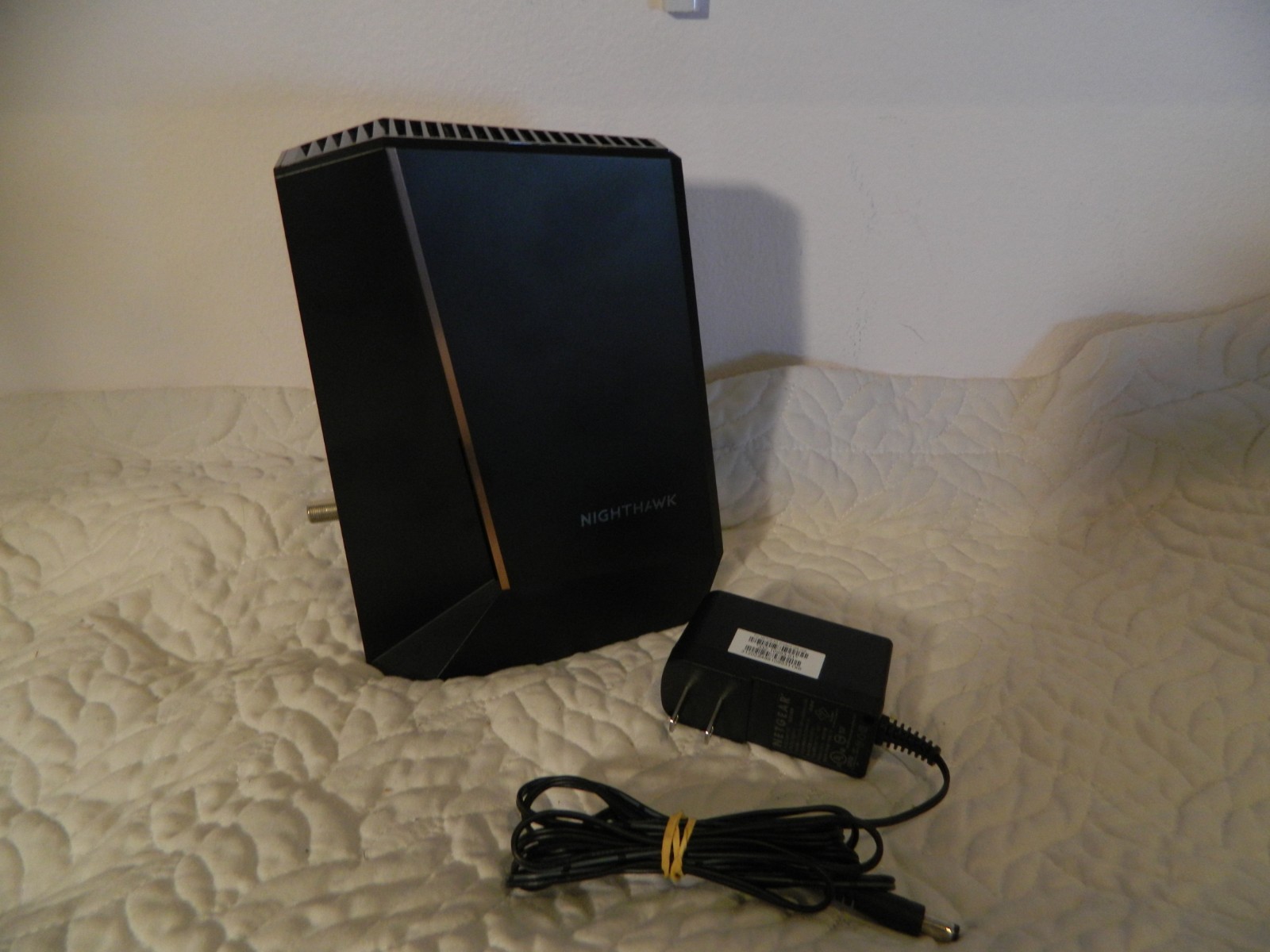 NETGEAR Nighthawk Dual-Band AX6000 Wi-Fi 6 Cable Modem Router