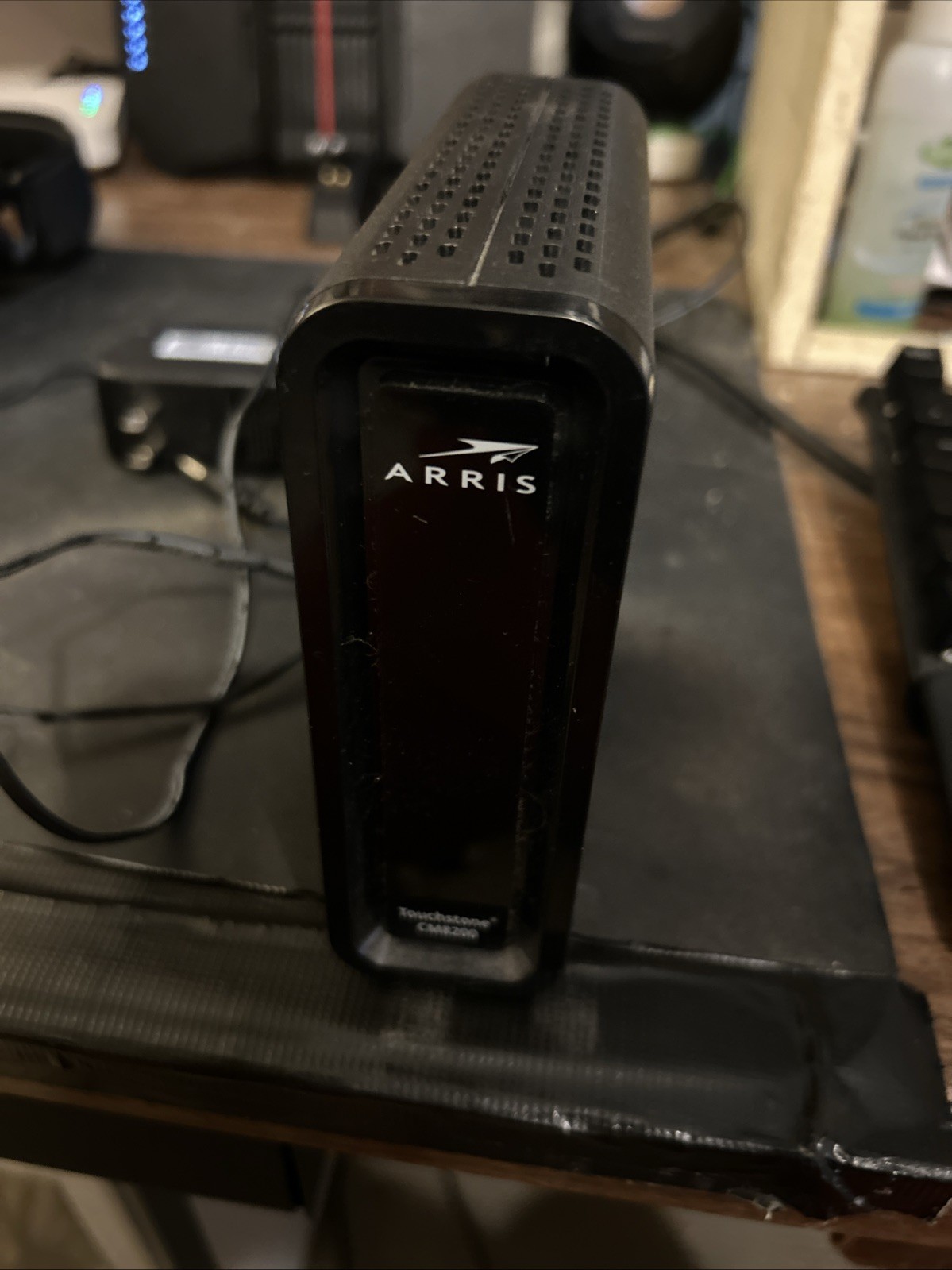 ARRIS Touchstone CM8200A DOCSIS 3.1 Ultra Fast Cable Modem – Black