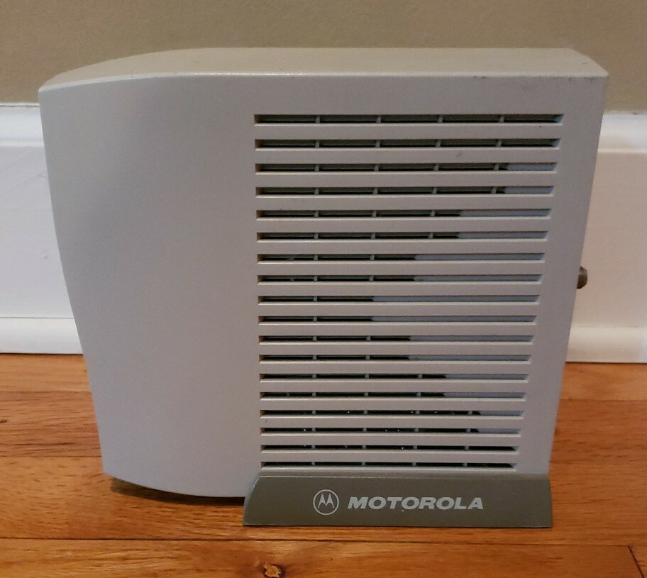 Motorola SURFboard SB4100 (SB4100) 38 Mbps