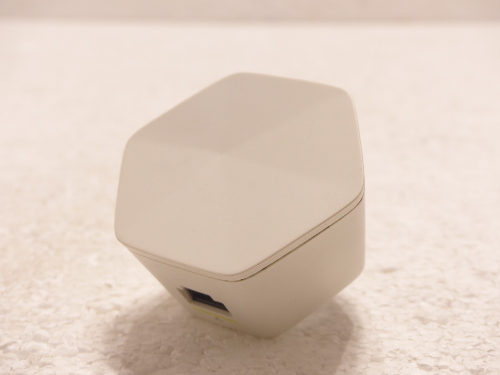 [1, Single] Xfinity xFi Pod [1st Gen] WiFi Network Range Extender White #XE1-S