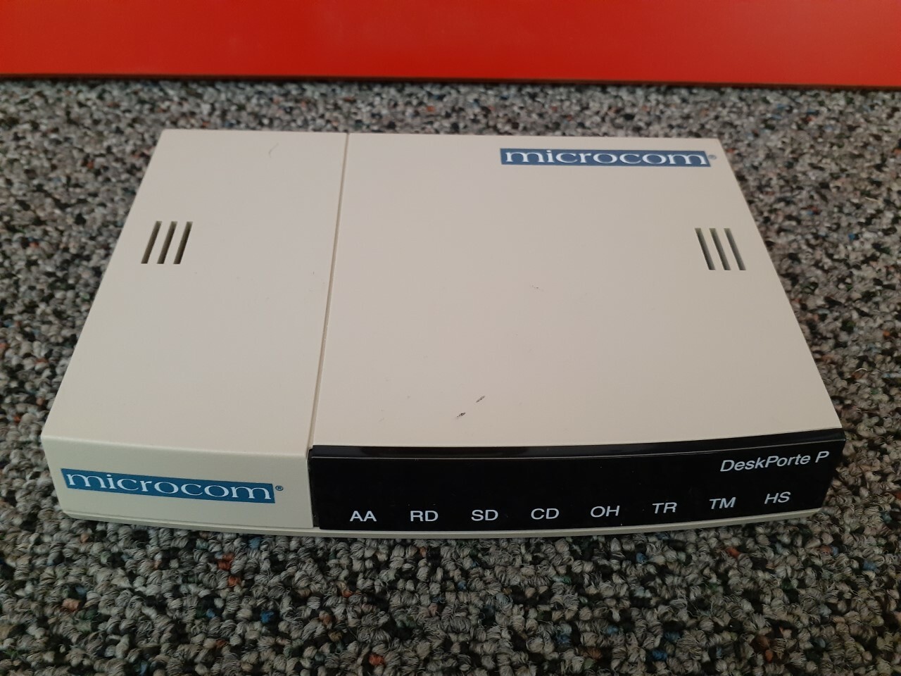 “Vintage” Microcom DeskPorte 28.8P Modem W/ AC Adapter, ECT.