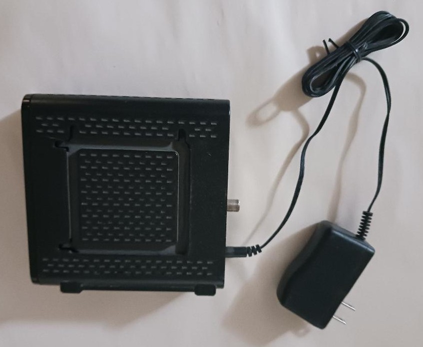 Motorola SURFboard (SB6141) 300 Mbps Modem