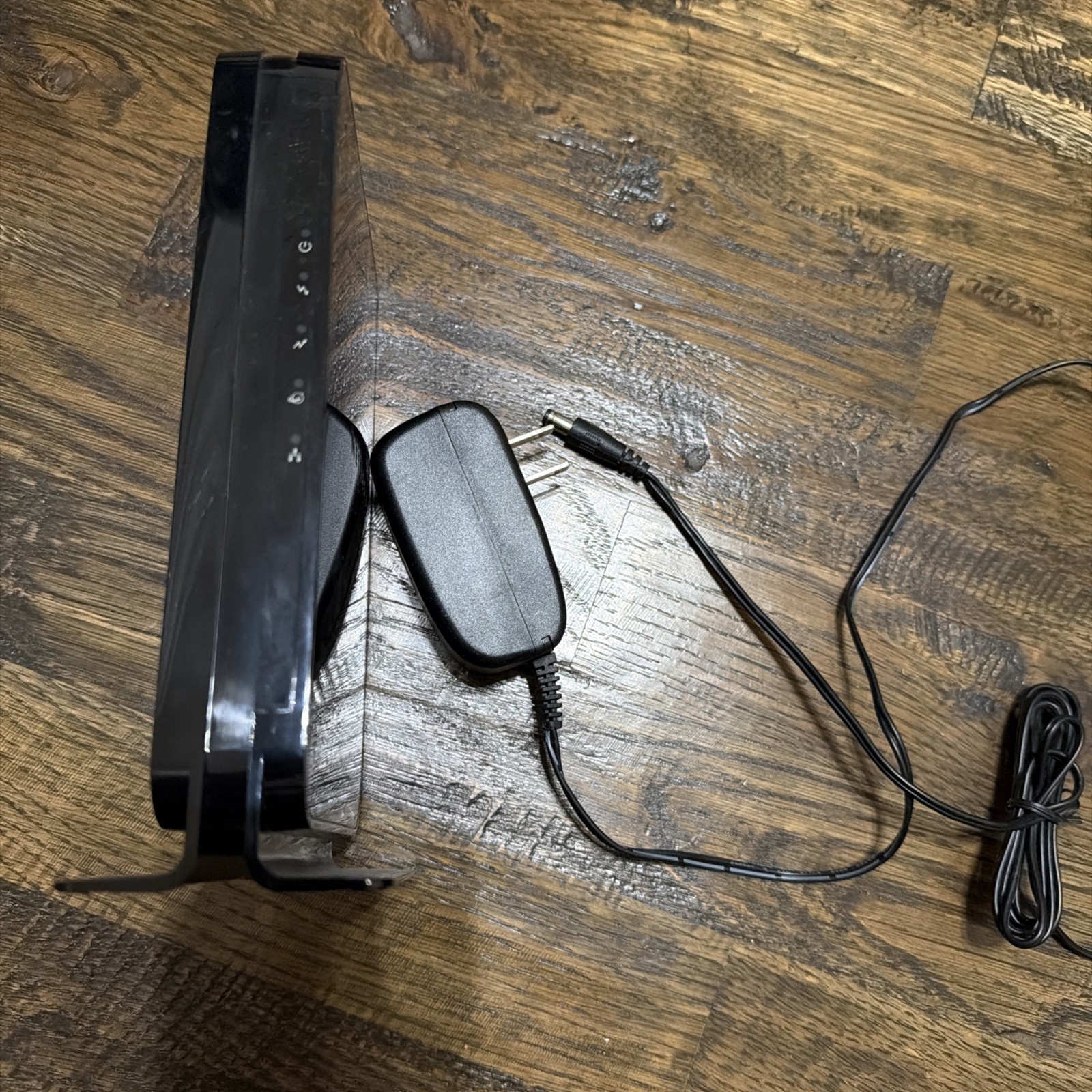 Netgear CM500 High Speed Cable Modem DOCSIS 3.0 680Mbps w/ Adapter