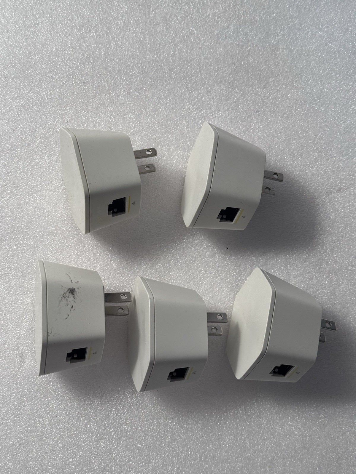 Xfinity xFi Pods 5 Pack WiFi Extender Network Range White XE1-S A1A Hexagon Set