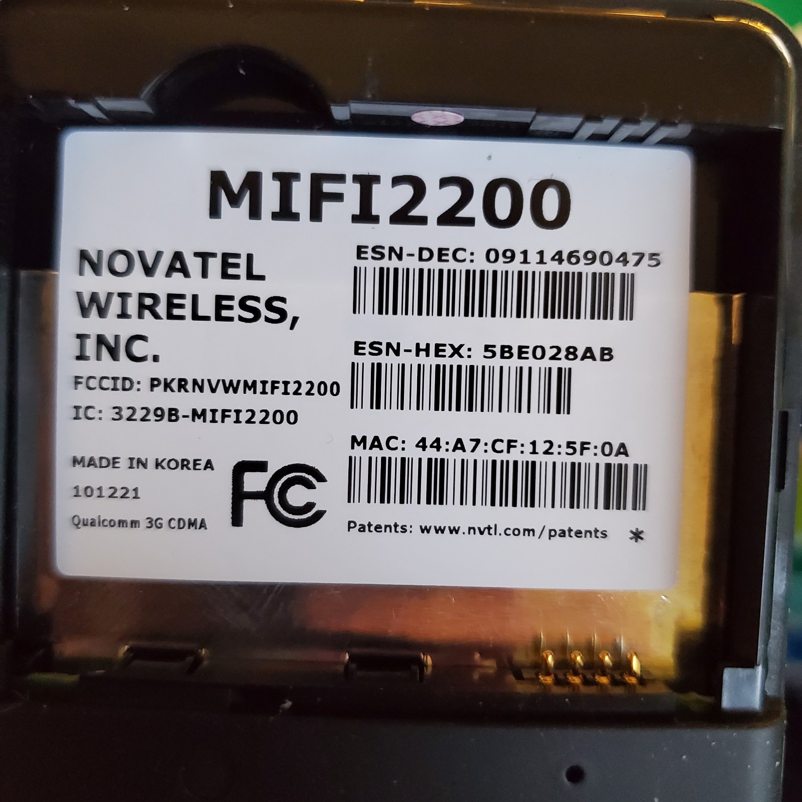 Verizon Wireless MiFi 2200 3G WiFi Hotspot Charger & Case Included Needs battery
