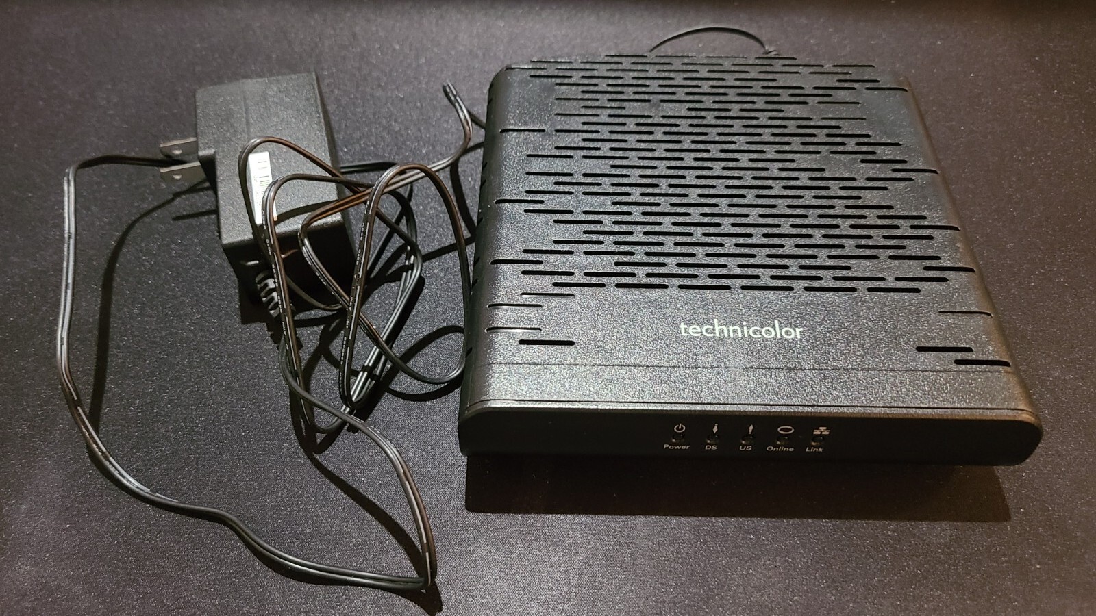 Technicolor TC4300.E External Ethernet DOCSIS 3.0 Digital Cable Modem