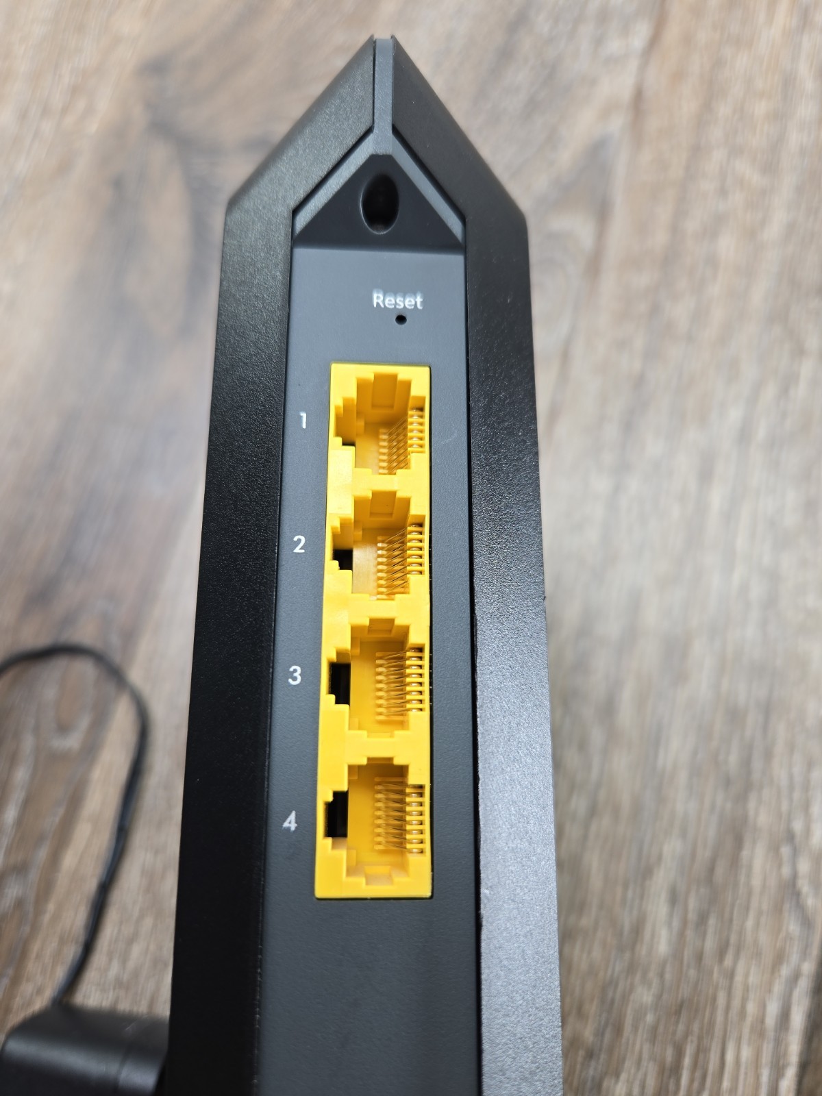 Netgear Nighthawk CM1200 DOCSIS 3.1 Multi-Gig Gigabit Cable Modem – Black