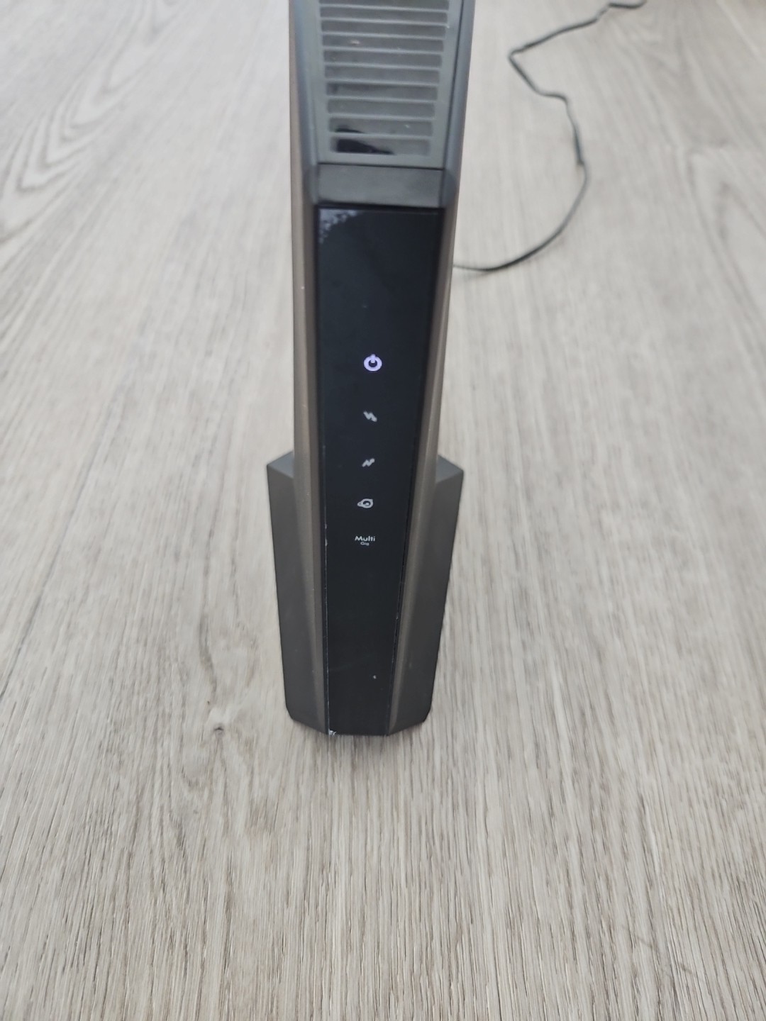Netgear Nighthawk CM2000 DOCSIS 3.1 Multi-Gig Cable Modem – Tested Working, Used