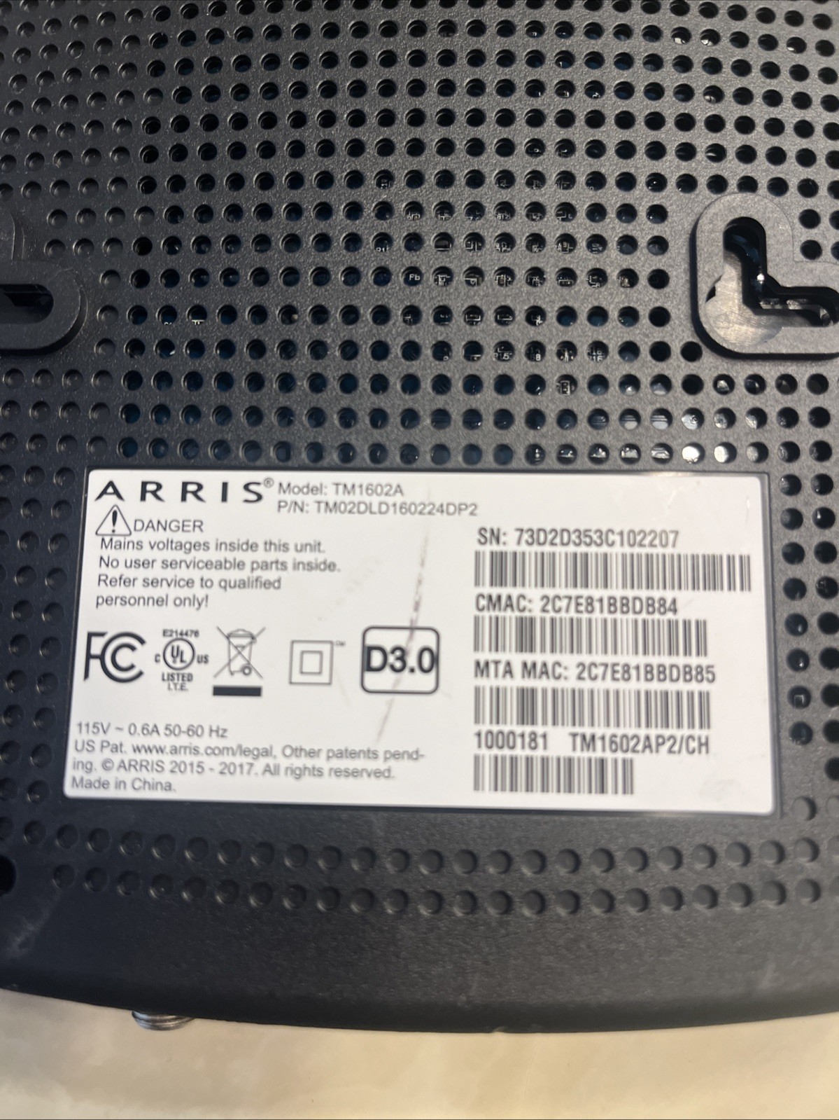 Arris TM1602 Cable Modem DOCSIS Optimum With Power Cord and Ethernet Cable