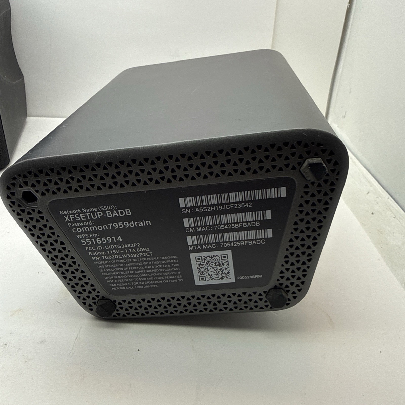 Xfinity XB6-A Gateway WiFi Router Modem xFi with cord Tested Working Great!