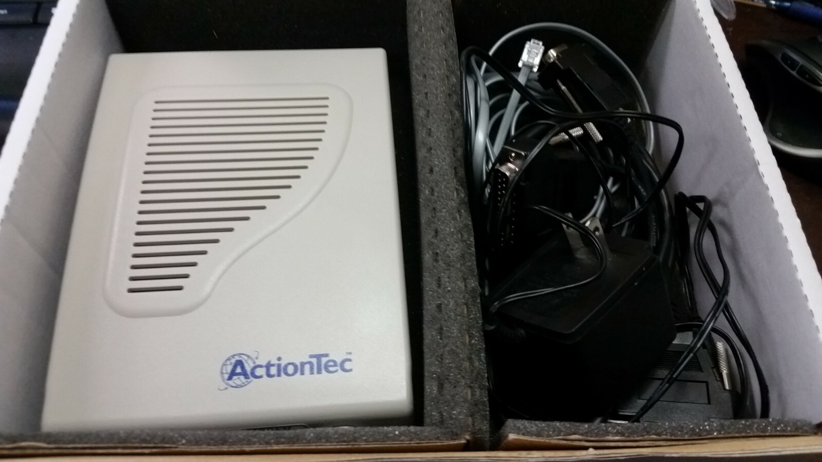 Actiontec 56K External Fax DATA Voice Modem EX56020