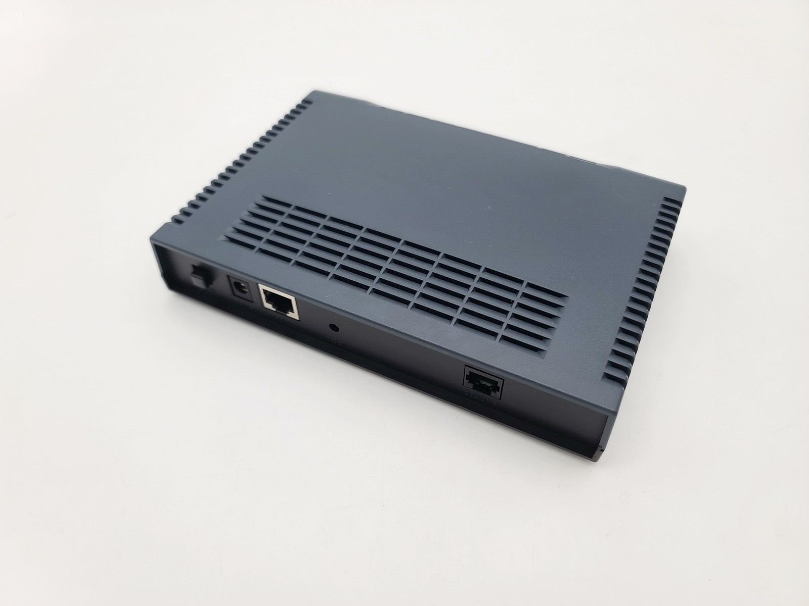 ZYXEL PRESTIGE 645M-UHP 600 SERIES ADSL MODEM WIRED INTERNET ACCESS BRIDGE
