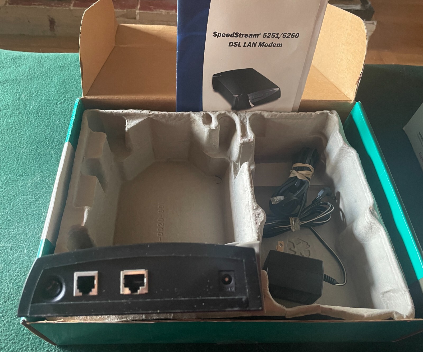SpeedStream 5251-5260 Ethernet ADSL DSL Bridge Modem Efficient Networks Inc