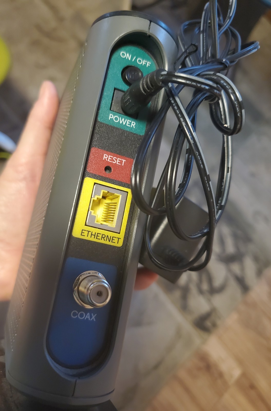 Motorola Cable Modem 8×4 DOCSIS 3.0 model: MB7220