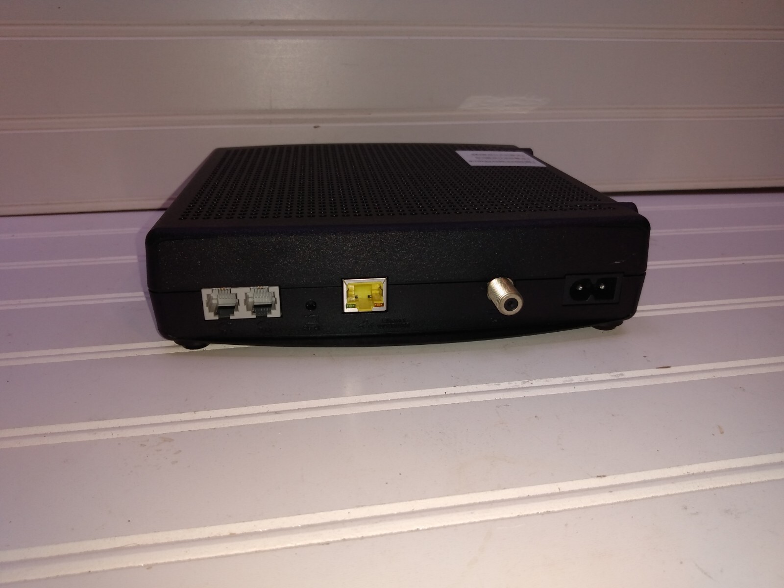 Arris TM1602A DOCSIS 3.0 16×4 Telephony Modem