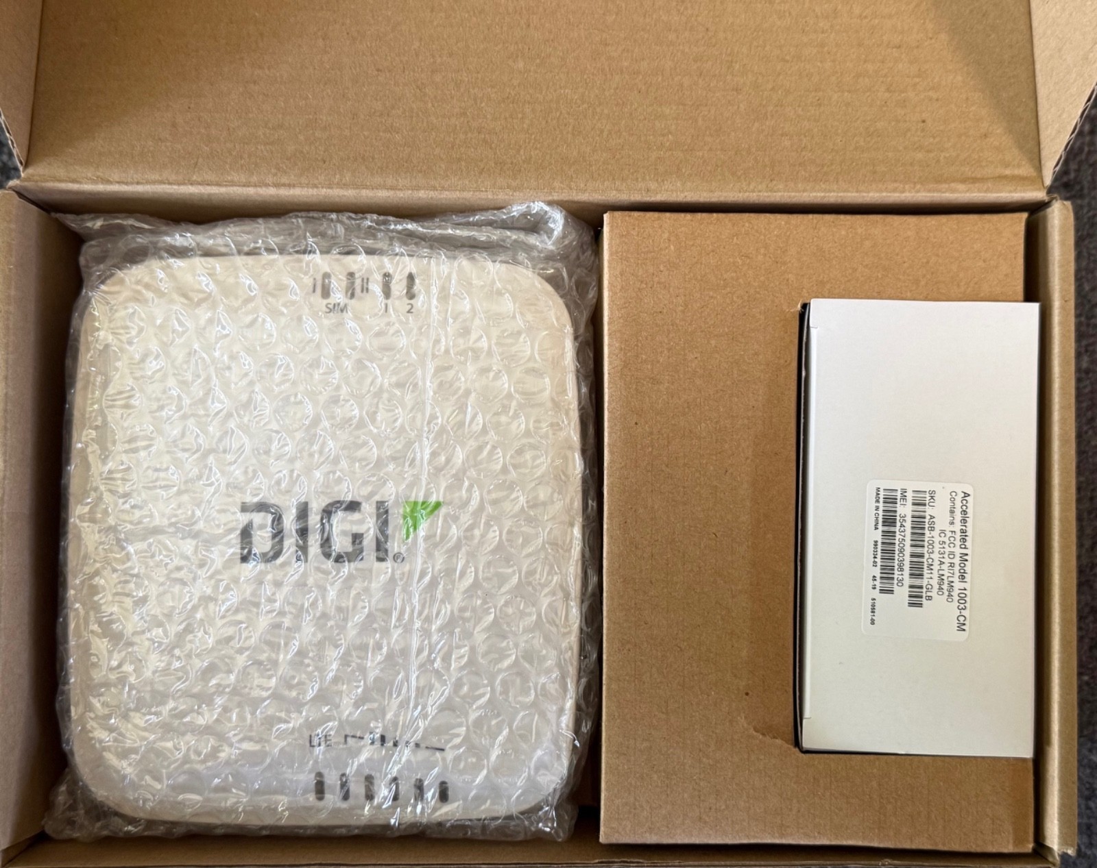 Digi EX15 LTE Cellular Router Gateway w/ Accelerated 1003-CM Modem Open Box