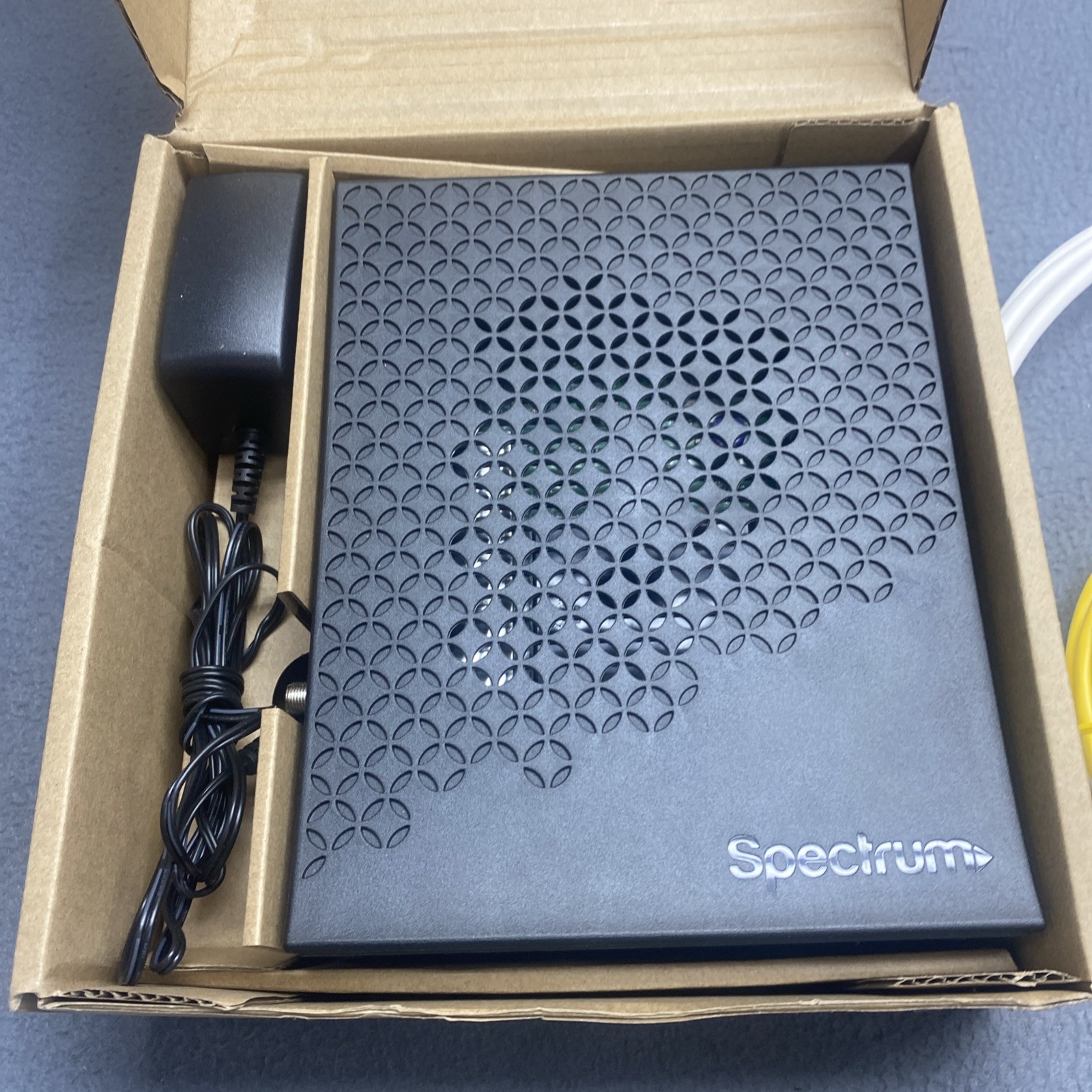 NEW Spectrum Hitron ET2251 D3.1 2.5G eMTA PC15 Advanced Voice Modem