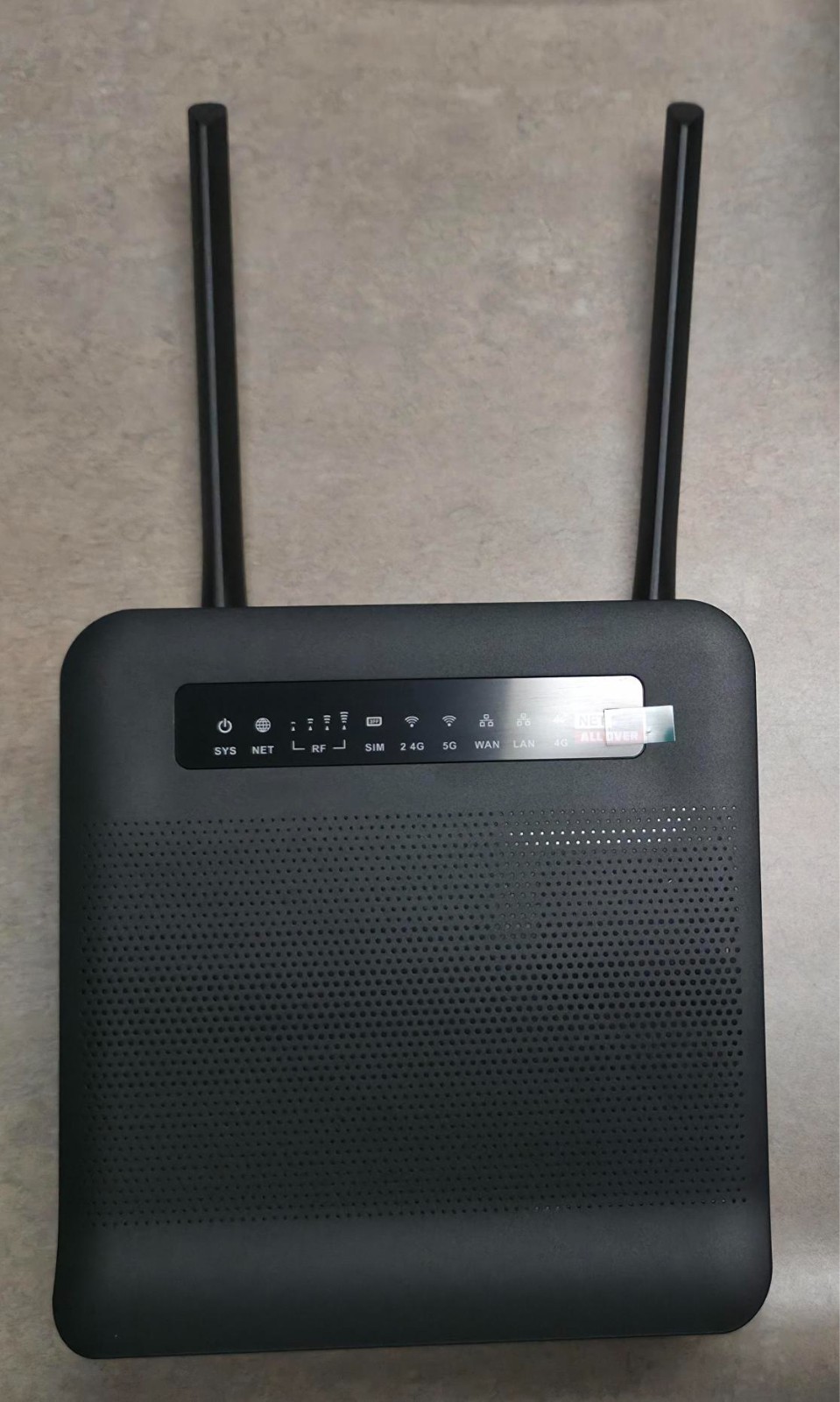 GTEN 4G LTE Cat 18 Unlocked Modem Router – Black Up to 1.2 Gbps