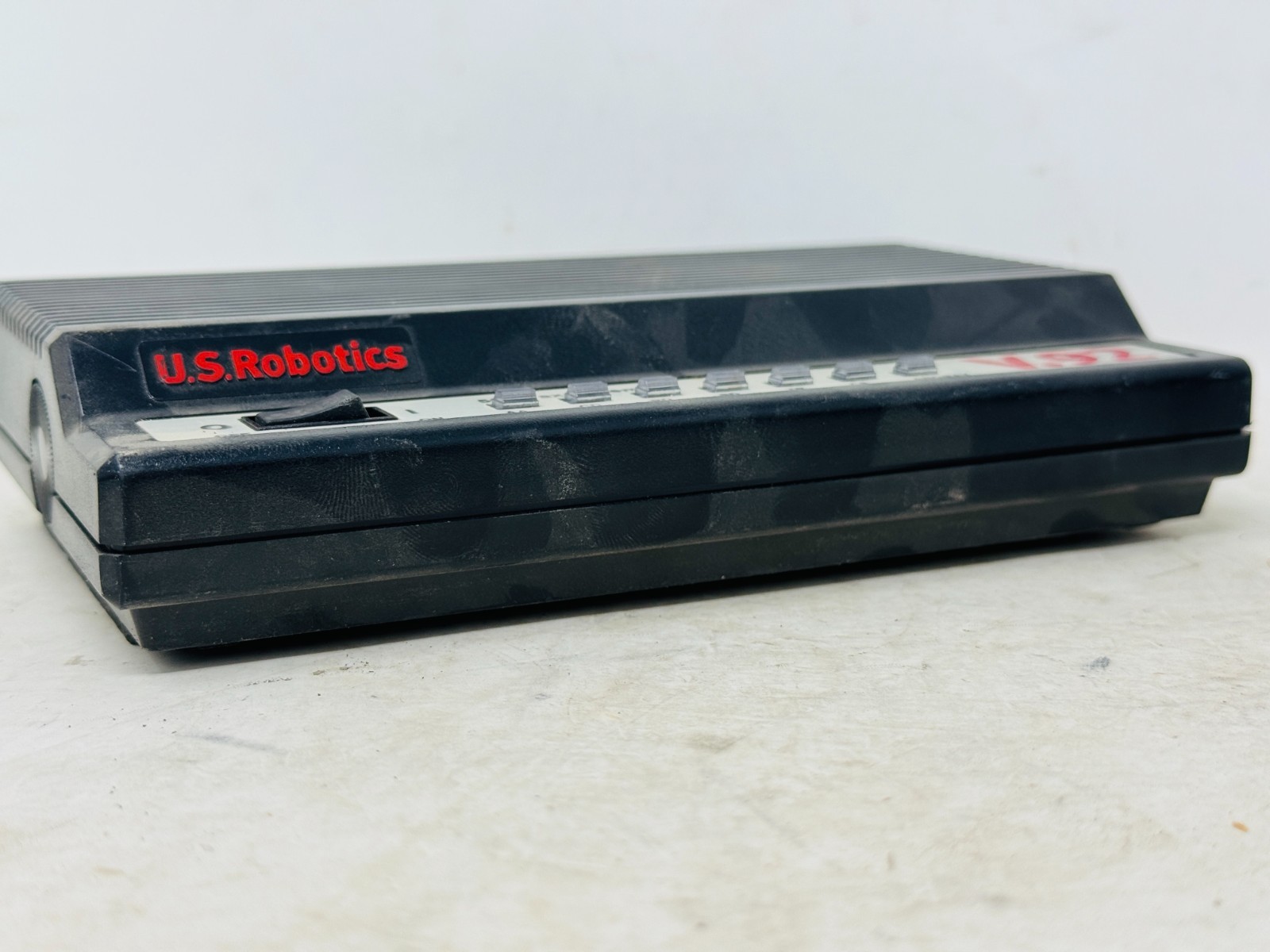FACTORY SEALED US Robotics 56K Modem/ Fax/ V.92 USR5686E USED