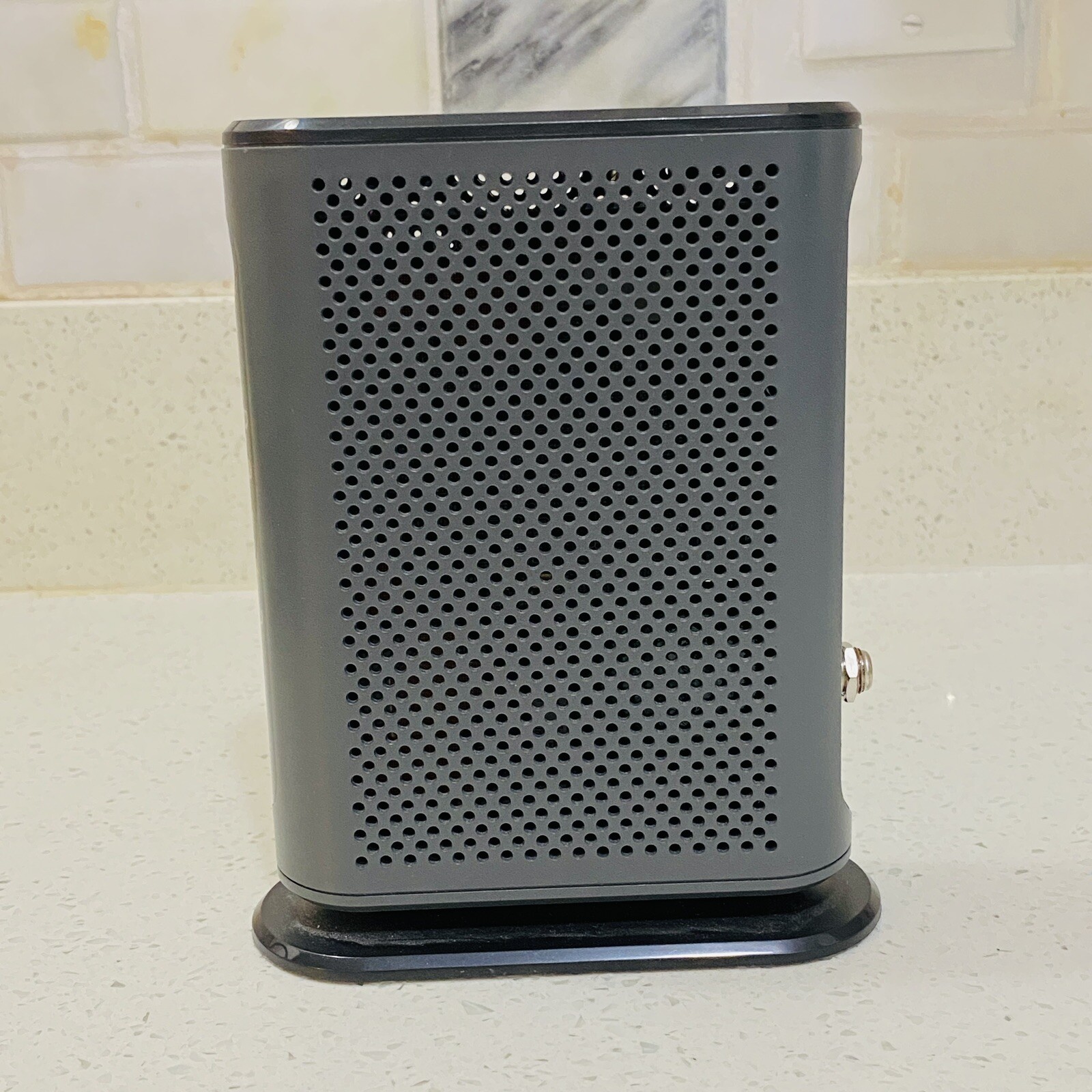 Motorola MB7220 Black DOCSIS 3.0 Cable Modem with Power Adapter Tested Works