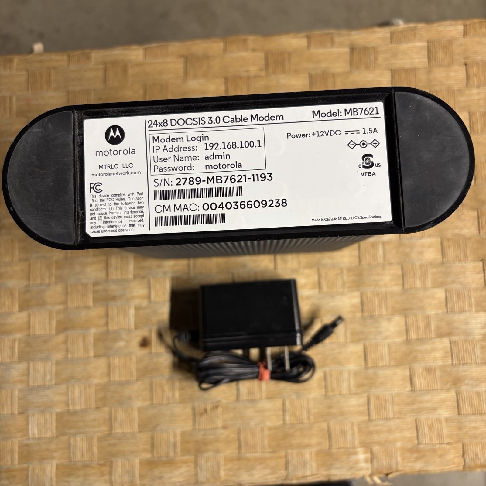 Motorola 24×8 DOCSIS 3.0 Cable Modem, Model: MB7621