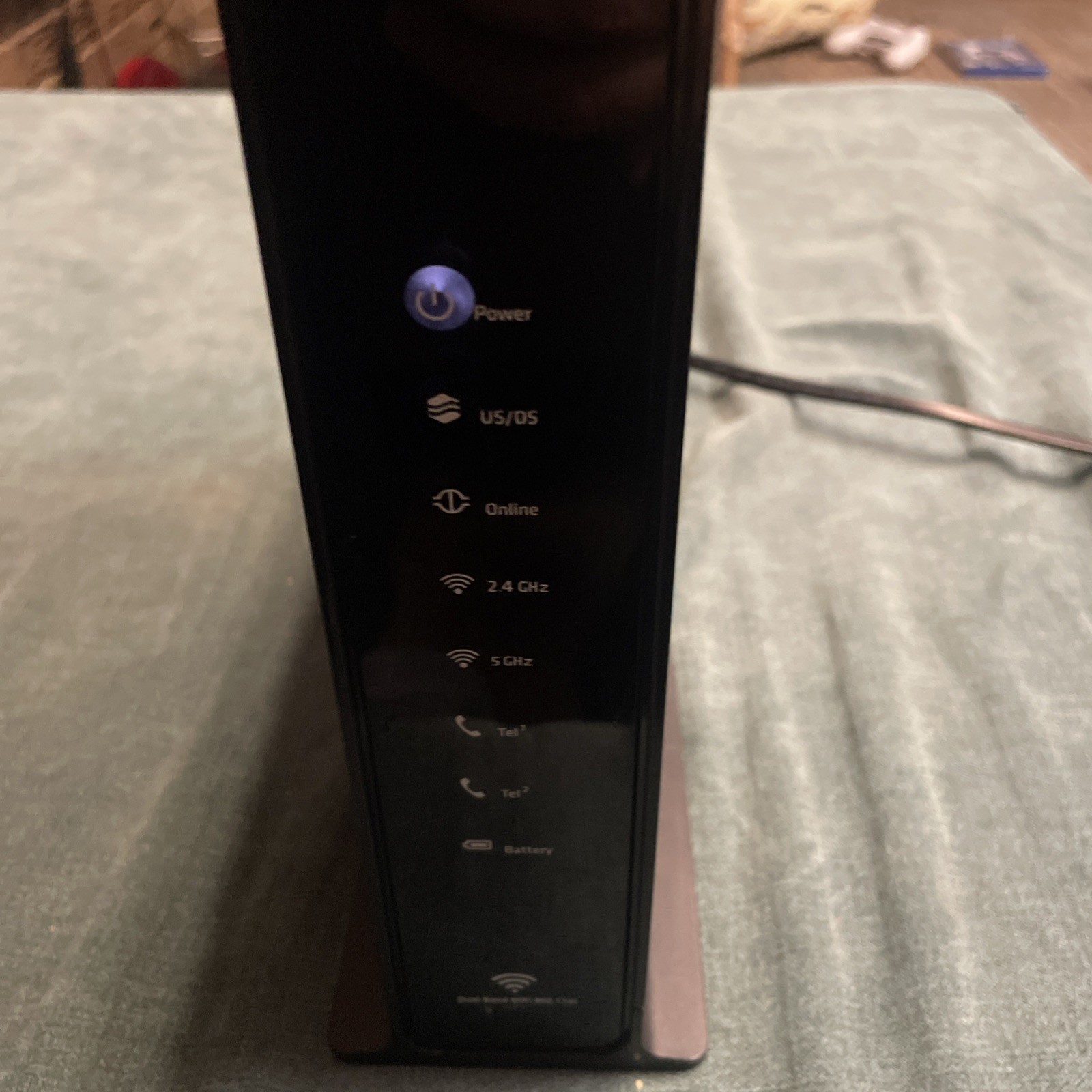 Xfinity Arris TG1682G Dual Band WiFi Telephone Cable Modem With Cords