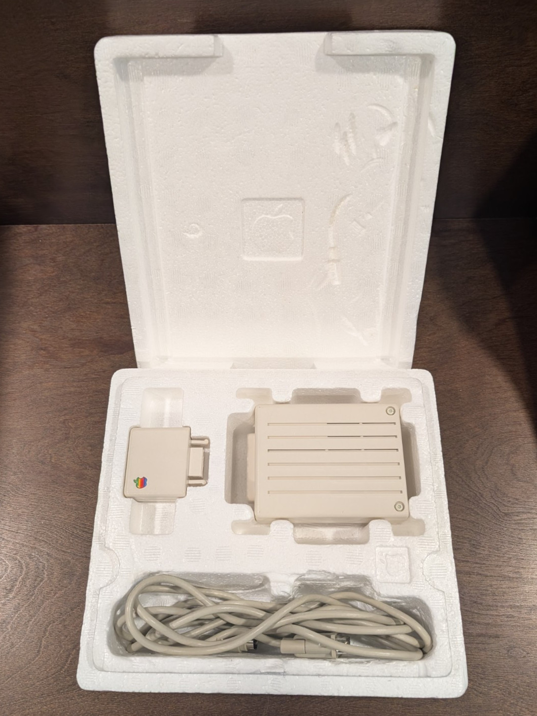 Vintage Apple Personal Modem 300/1200 Model A9M0304