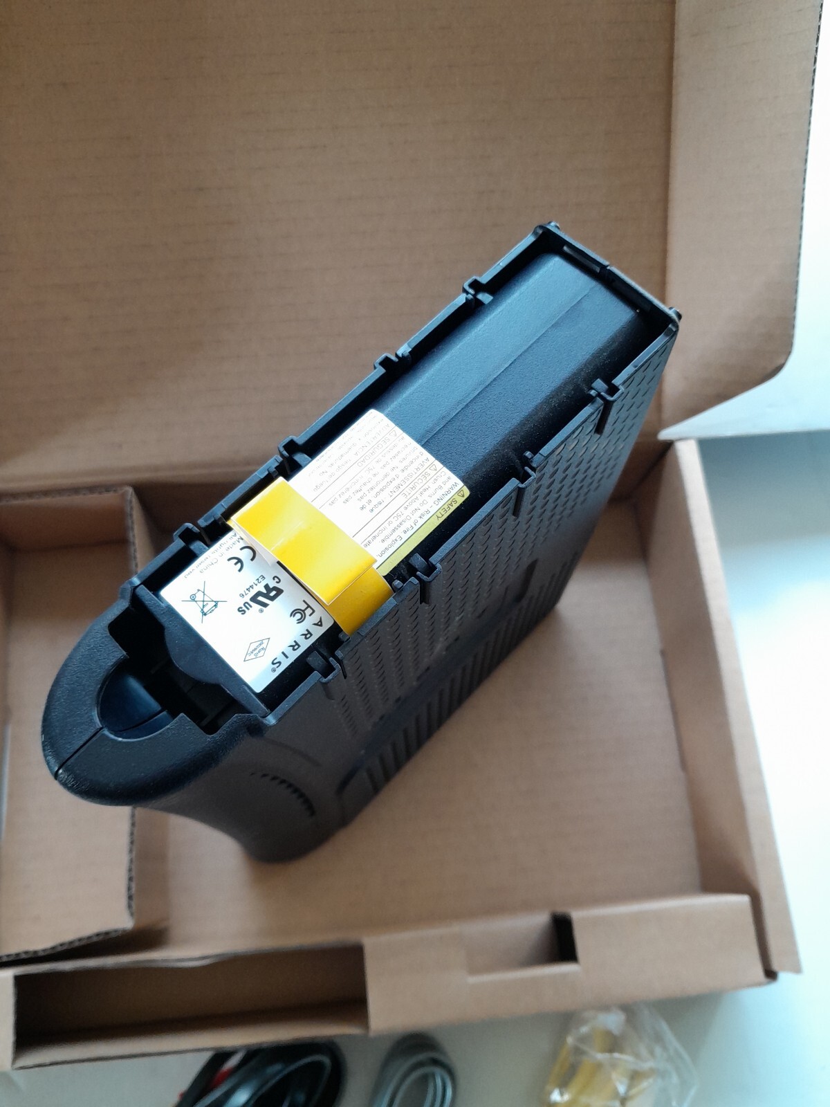 Arris 3.0 Cable Modem Model: TM602G/115 P/NTM02AC1G6 USED