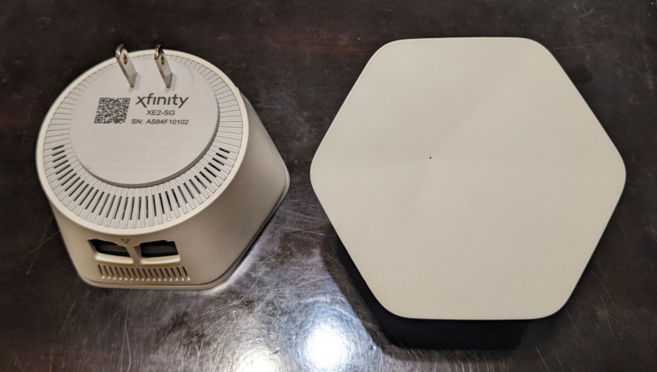 2 (Two) Xfinity xFi Wi-Fi Pod Ethernet Repeaters – White