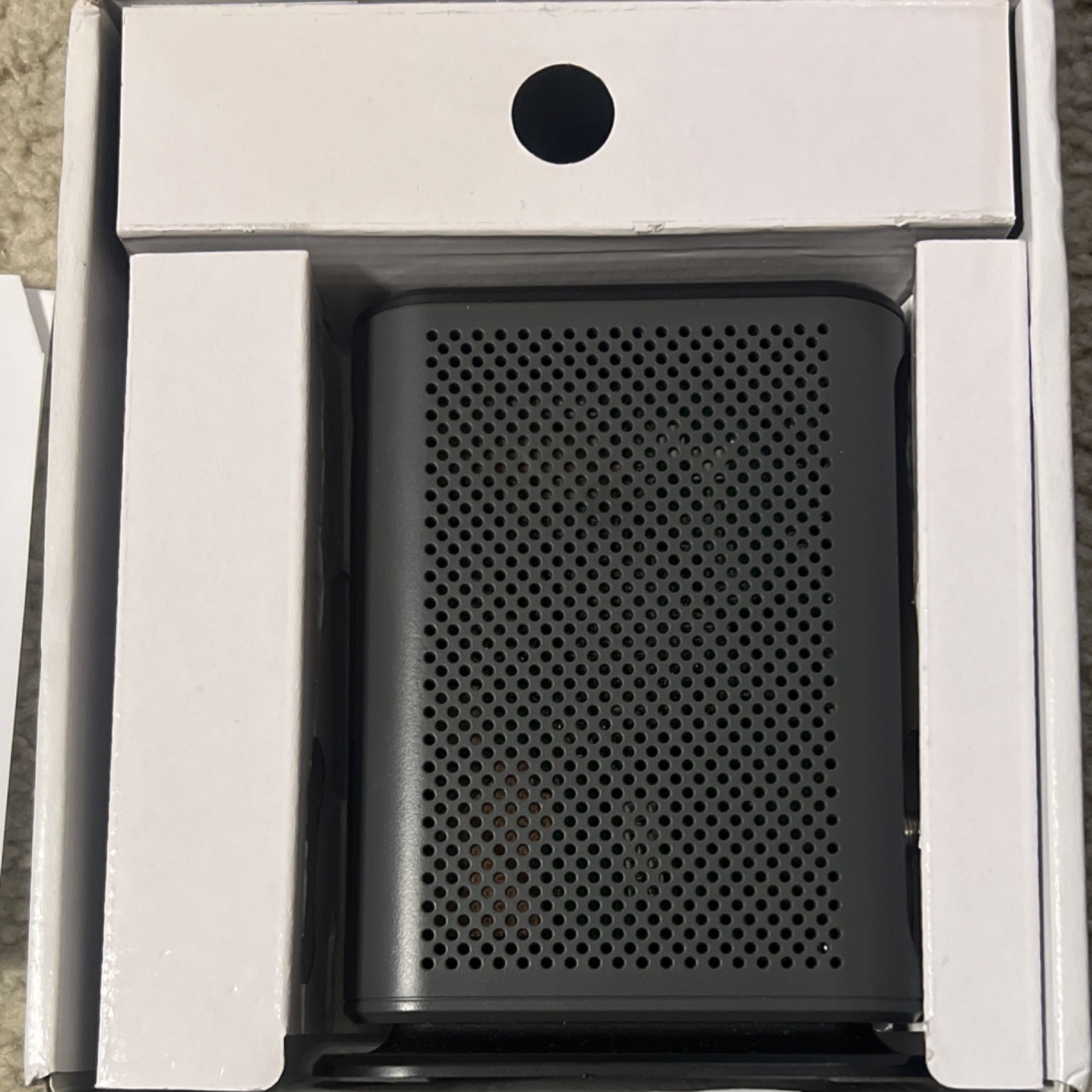 Motorola MB7220 DOCSIS 3.0 Cable Modem 343 Mbps Ethernet Black